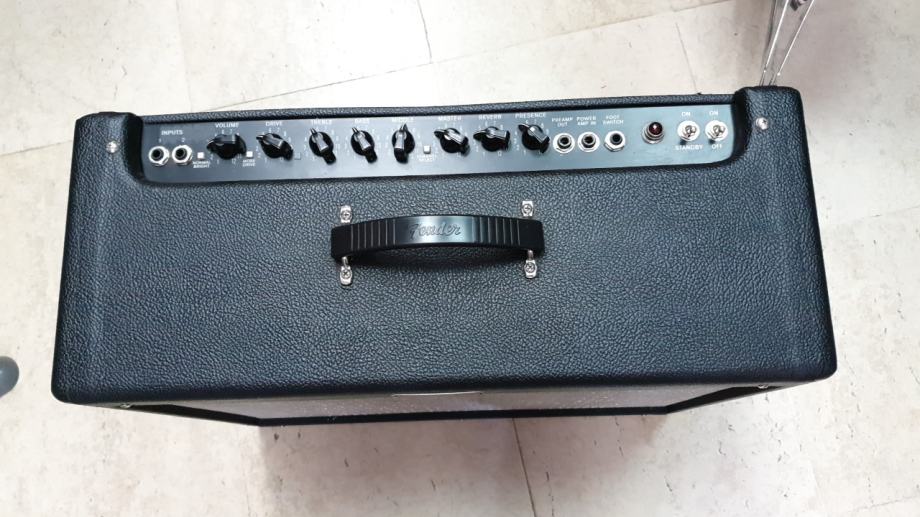 Fender Hot Rod DeVille III 212
