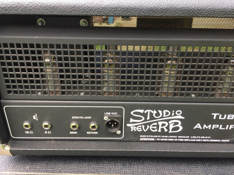Laboga Studio Reverb i Vox 4x12 box