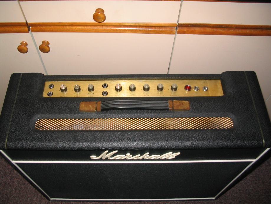 MARSHALL ARTISTE COMBO 1972.