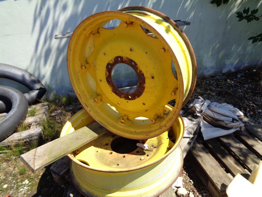 Traktorske Felge 10x32