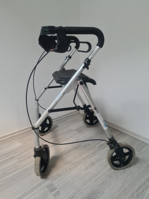 Hodalica rolator za starije i/ili nemocne