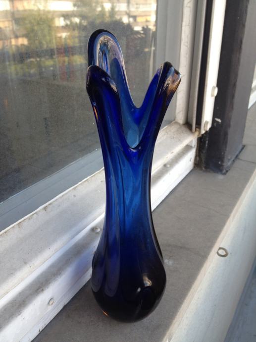 Plava vaza