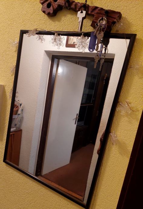 ogledalo - zrcalo 45x60 cm