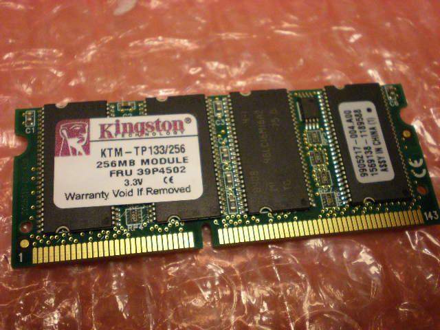 256MB KINGSTON KTM-TP133/256 PC133 SDRAM SODIMM (thinkpad R31 T23 A30