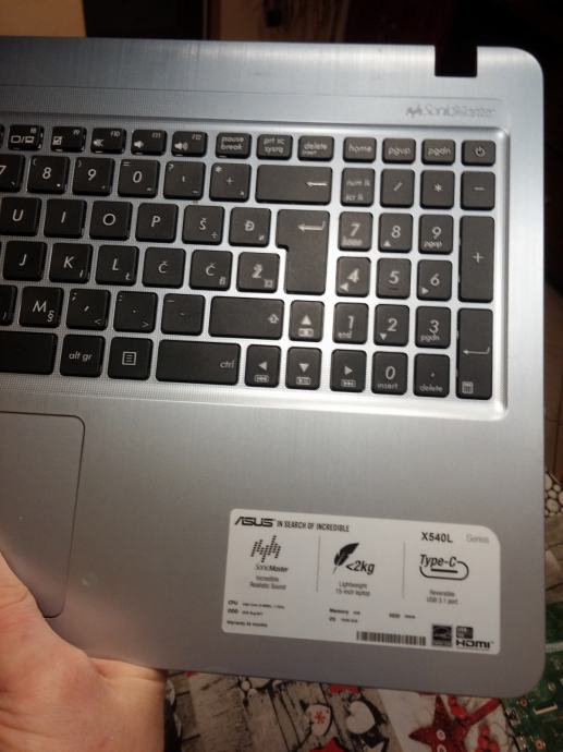 Asus X540S X540SA Palmrest Touchpad i tipkovnica s kućištem