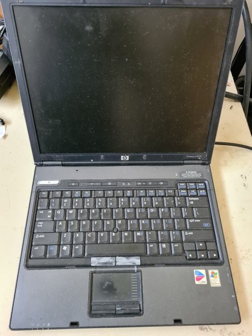 Compaq nc6220, neispravna maticna, ekran i tipkovnica ok