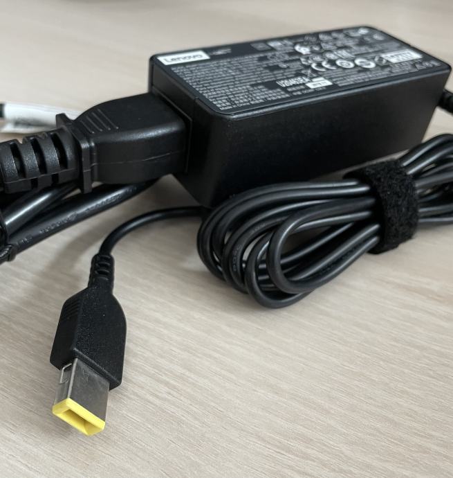 Fil d'étain pour soudure électronique