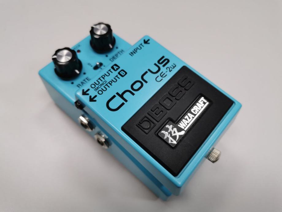 Pedale Chorus BOSS CE-2W Waza Craft - Edizione Speciale Per Effetti Chorus Analogici - Foto 10