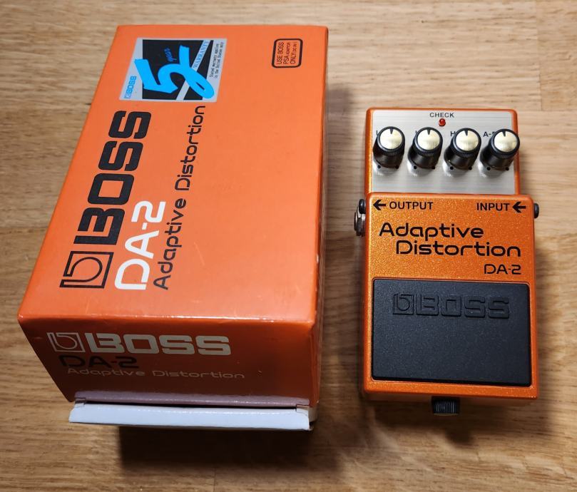 Boss DA-2 Adaptive Distortion