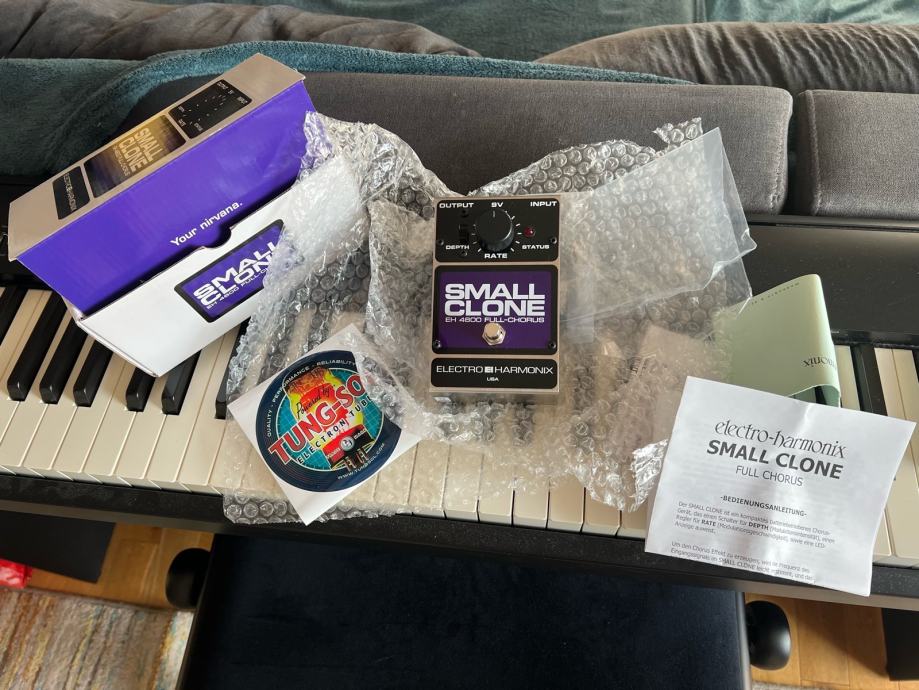 Electro Harmonic Small Clone Chorus pedala