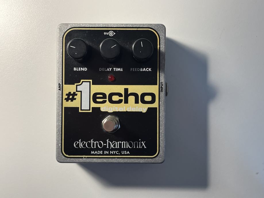 Electro harmonix #1 echo delay pedala