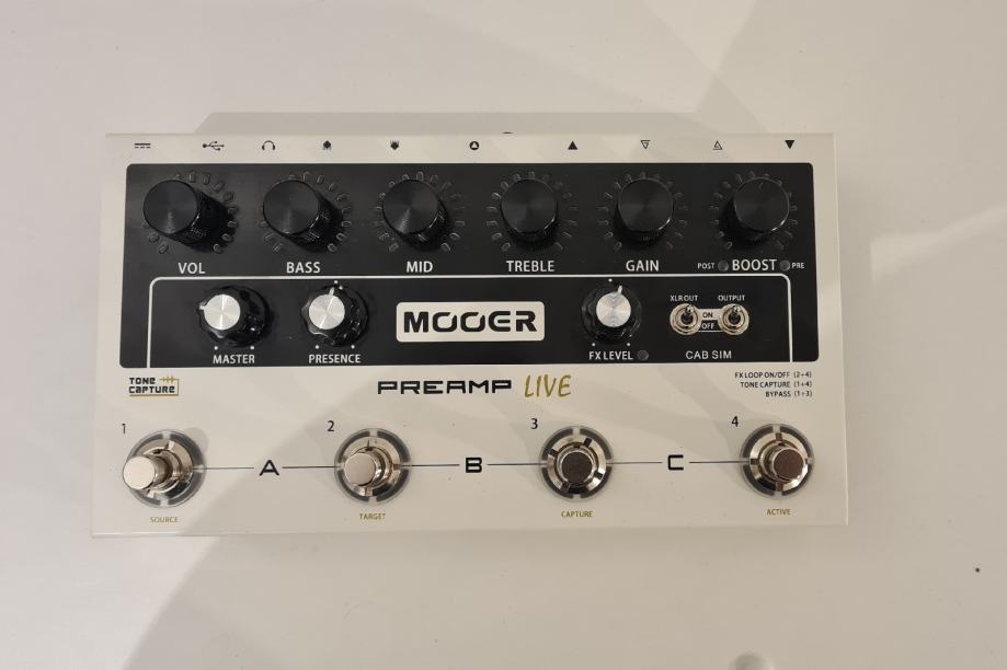 Mooer Preamp Live