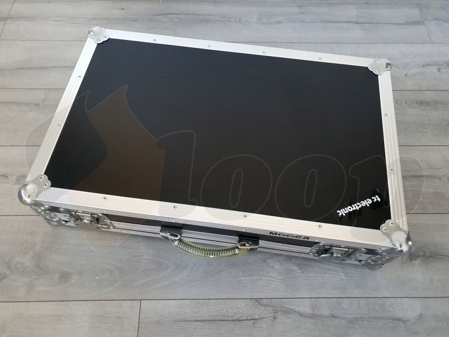 Pedalboard Spider cases 72x43x14 cm