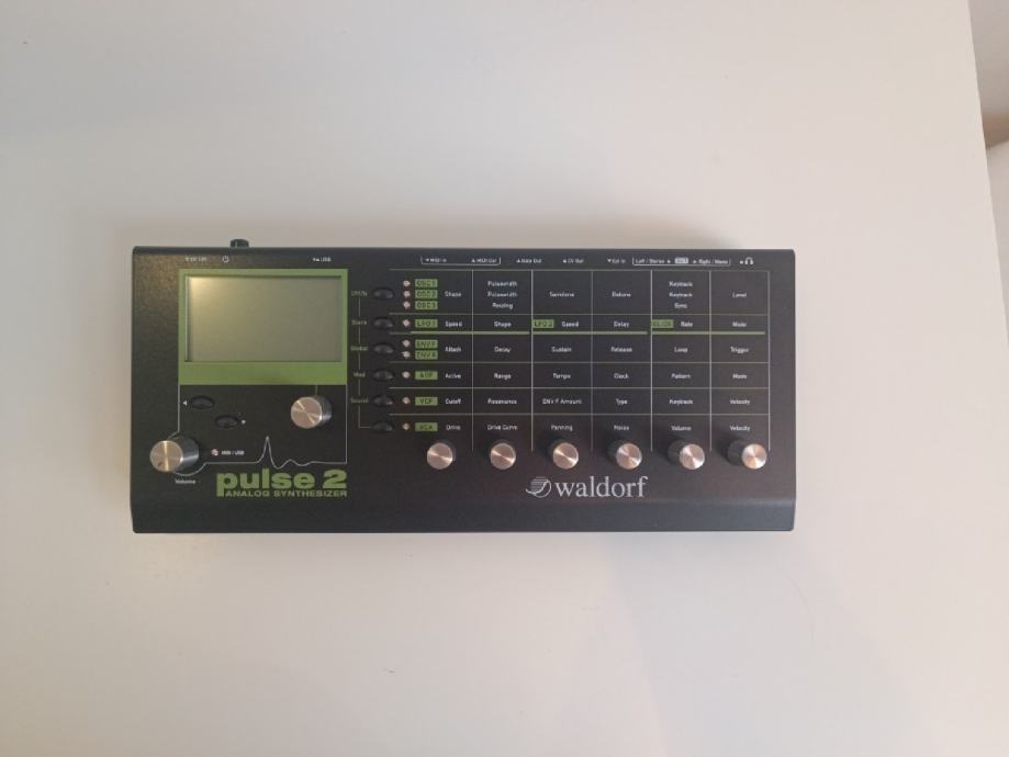 WALDORF pulse 2 analog synthesizer