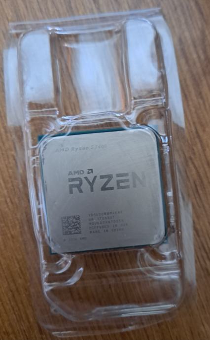 CPU: AMD Ryzen 5 1400 , socket AM4, ispravan