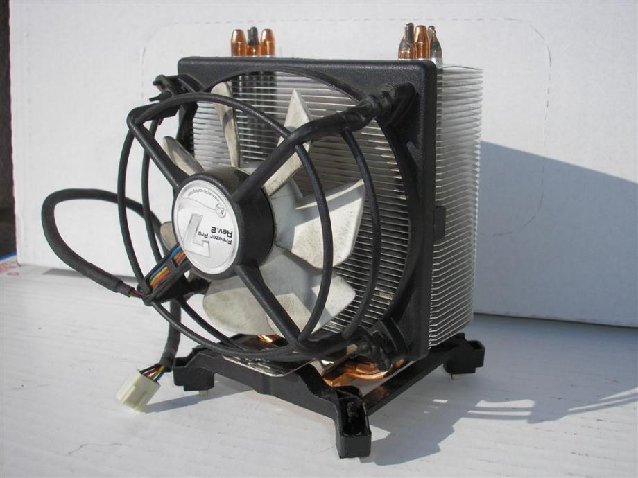 Ventilateur Processeur ARCTIC Freezer 7 Pro Rev.2 - 150W, Silencieux, Compatible AMD/Intel