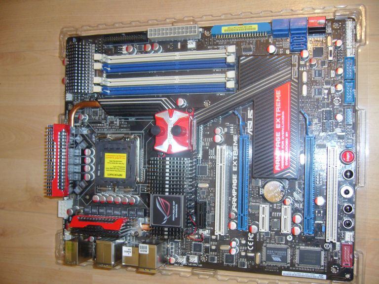 Intel Core 2 Quad Q9650 Processor – 3.00GHz, 12MB Cache, LGA 775, SLB8W