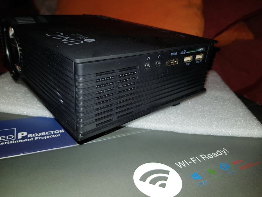 LED PROJEKTOR 1080P WiFi Redy