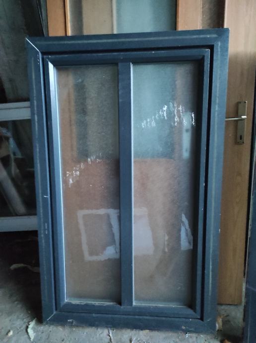 2 PVC prozora