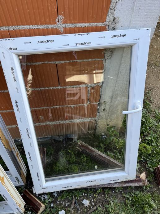 PVC Prozor Aluplast RABLJENO ODLIČNO STANJE