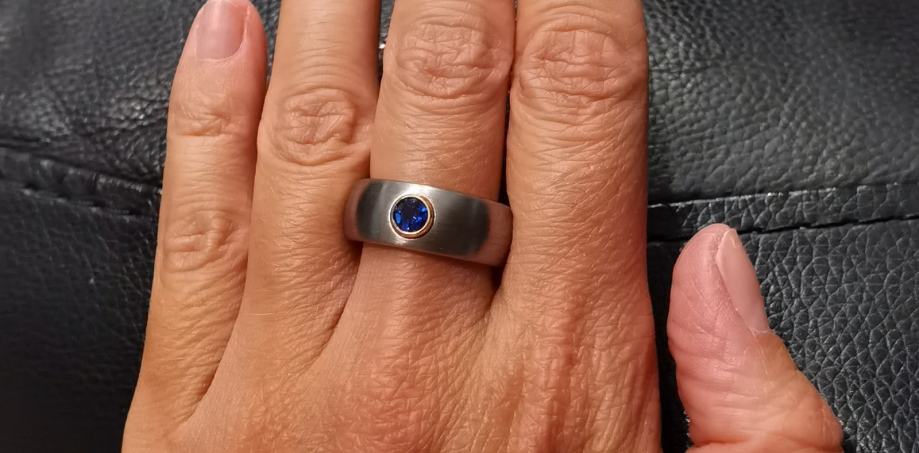 Prsten nehrđajući čelik - 140 kn