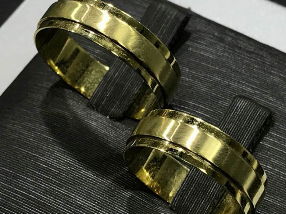 Vjenčano prstenje žuto zlato AKCIJSKI MODEL - Silver Star
