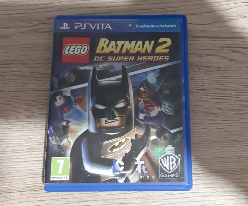 Lego Batman 2 DC Super Heroes za PS Vitu, očuvana i ispravna