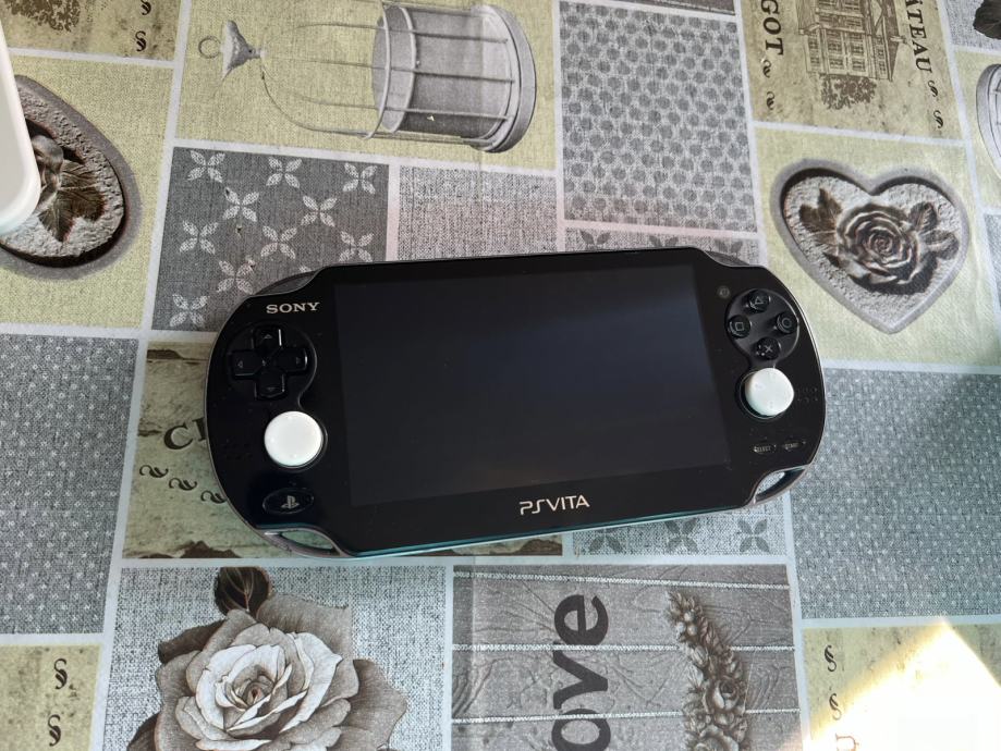 Playstation vita 1000 oled model
