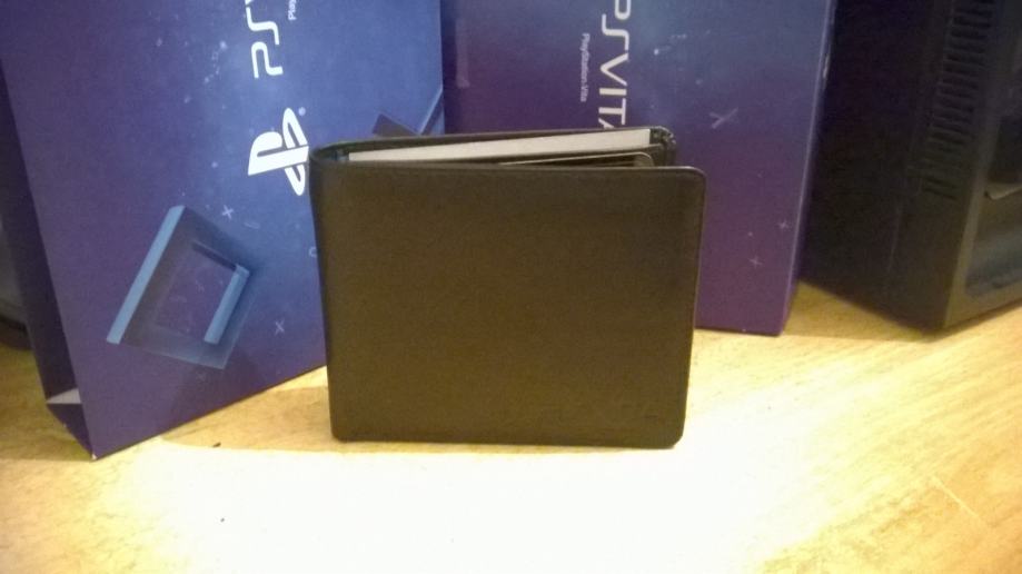PlayStation Vita Limited Edition novčanik
