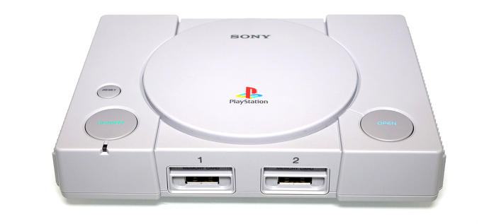 Playstation 1 retro konzola