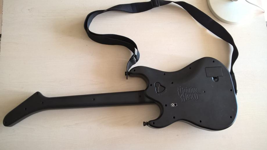Guitar Hero Wireless Kramer Striker gitara za Playstation 2