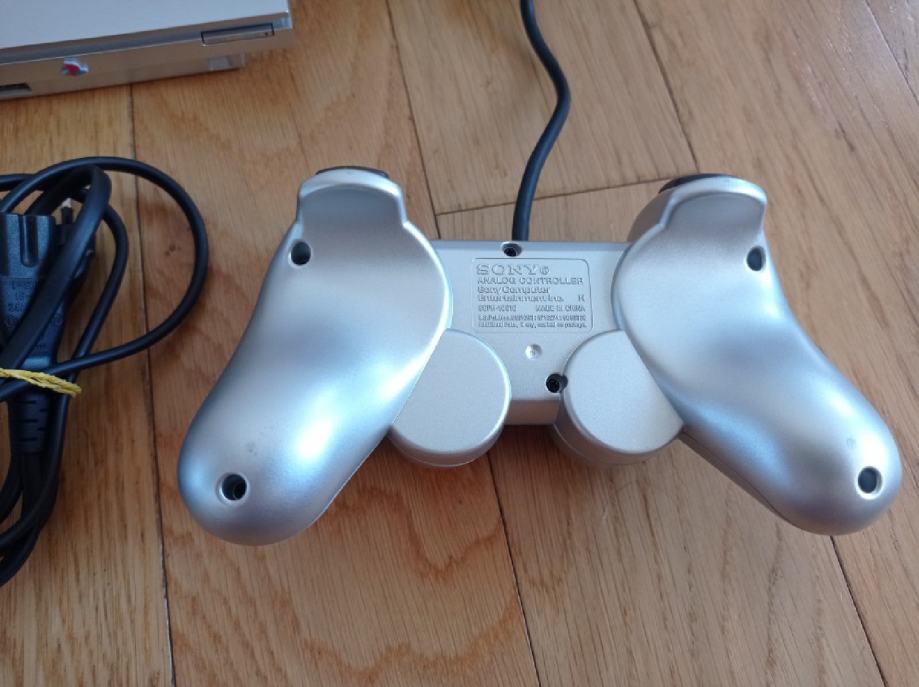 PlayStation 2 SCPH90004 Ps2 Sony konzola