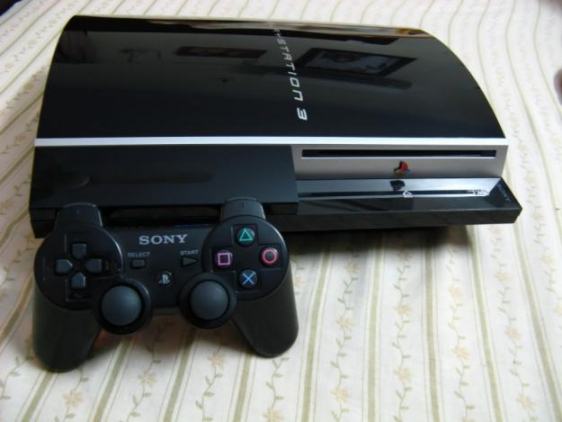 PlayStation 3 60 GB, ova verzija čita i PS1 i PS2 igre