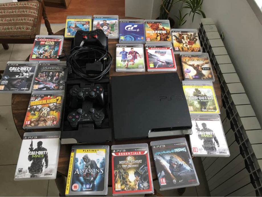 PS3 Play Station 3 sa kolekcijom igara i dodatnom opremom % SNIŽENO %