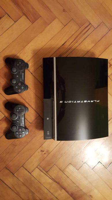 Sony Playstation 3 plus originalan joystick