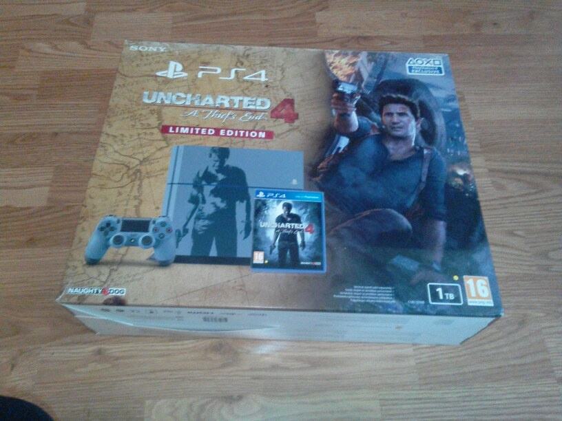 PS4 Uncharted 4 LIMITED EDITION + 7 IGRICA!!!! HITNO!!!