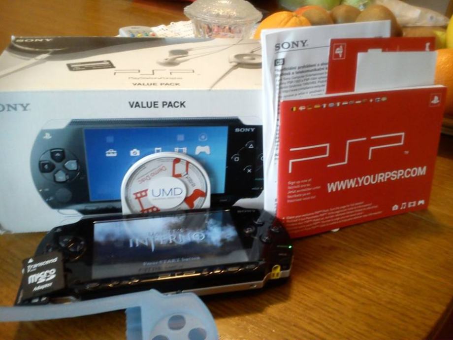 PSP E1004 + 17 Najpoznatijih hitova!PRODANO