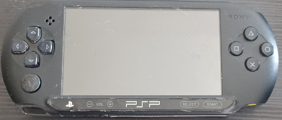 Console Sony PlayStation Portable PSP 1004 Noire - Occasion - Lire Descriptif