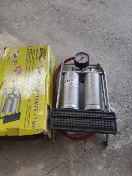 Nožna pumpa za bicikle