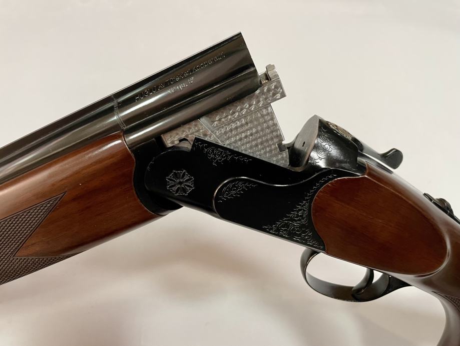 Bokerica Huglu 103 DE Black 12/76 ,Novo u Trgovini