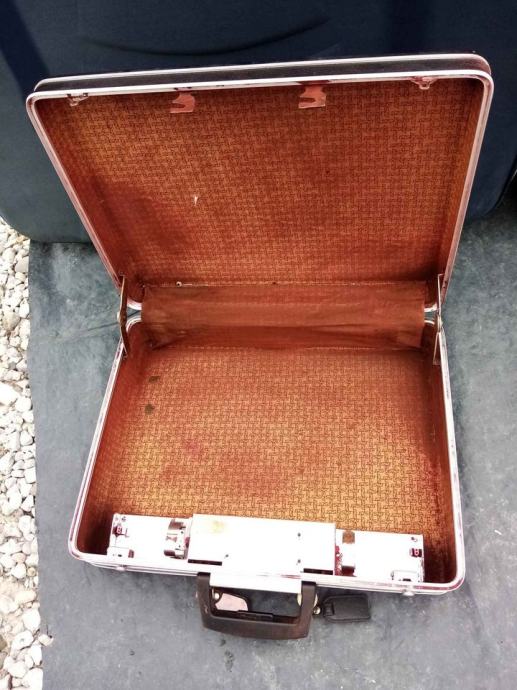 Kofer aktovka  za alat sa ključom 48x38x13 cm