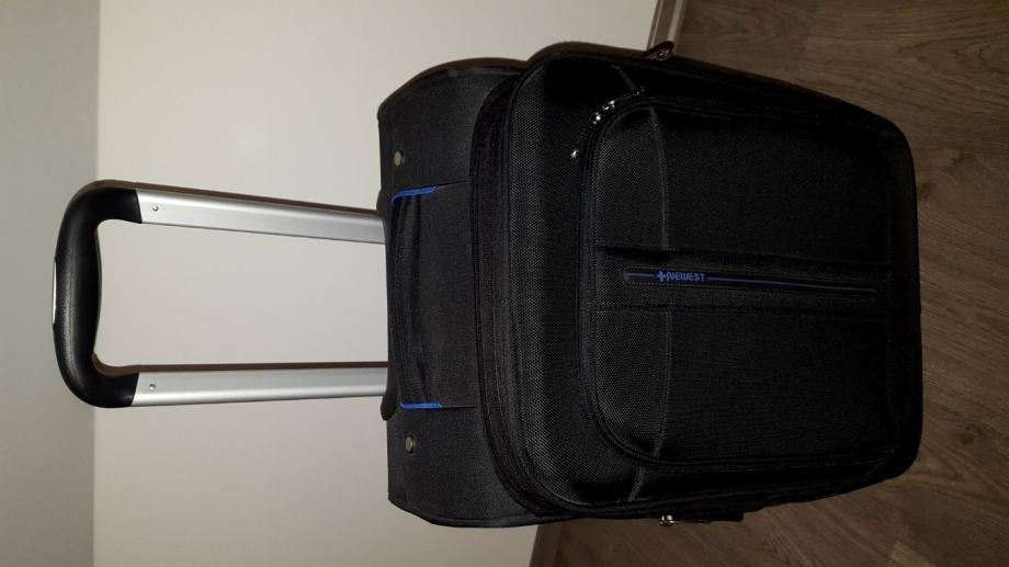 Putni kofer sa teleskopskom ručkom na kotačiće dim. 50 x 38 x 27 cm