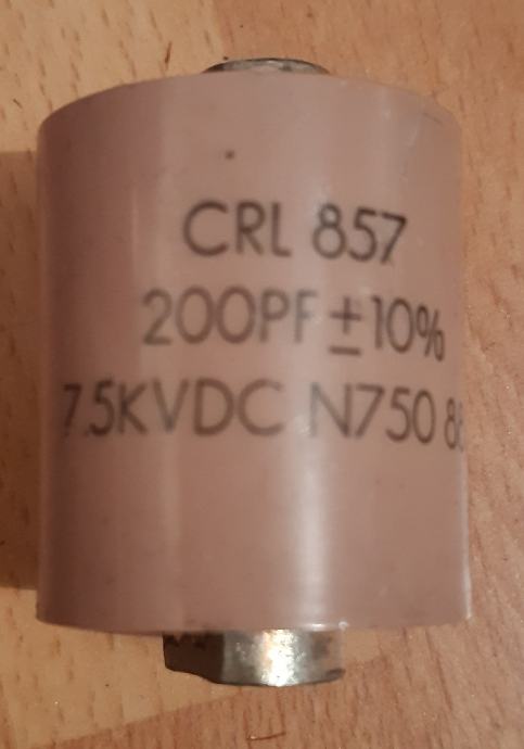 keramički kondenzator od 200 pF/7,5kV