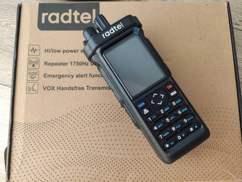 Radtel RT-950 PRO -Profesionalna Ručna Radio Stanica (10 W, Multiband)