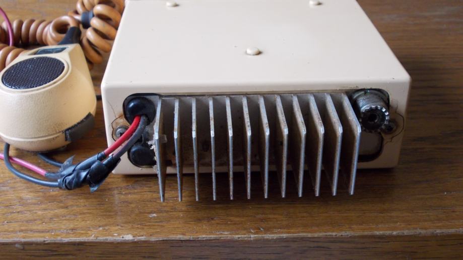 VHF FM MARINE RADIO Standard Horizon Titan GX2310s.