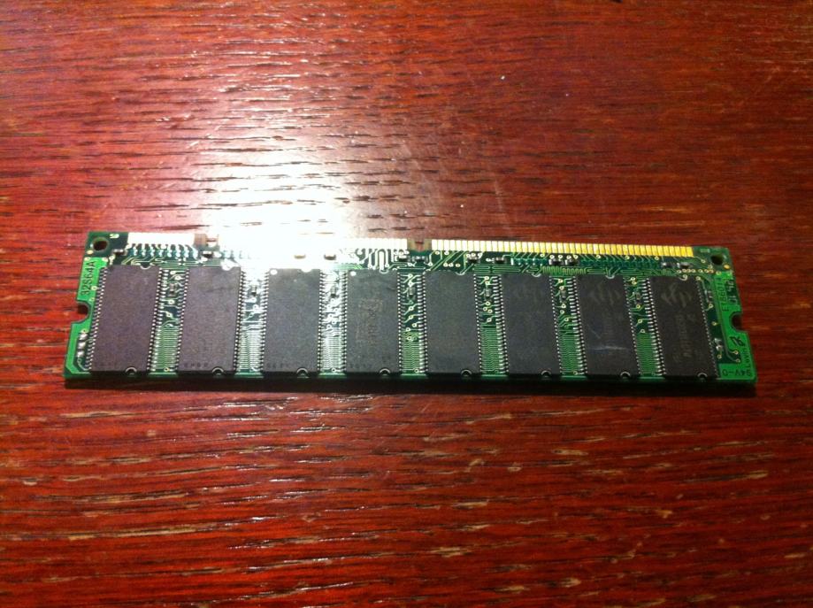 512MB PC133 SDRAM