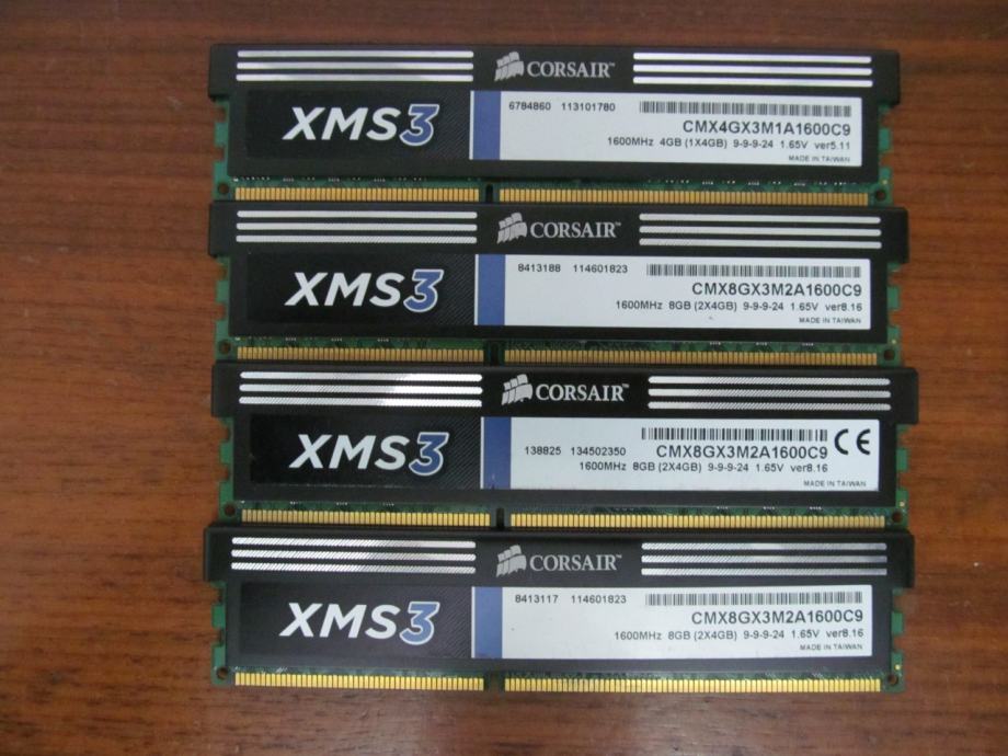 CORSAIR 16 GB DDR3 - 4 x 4 GB DDR3 1600 MHz