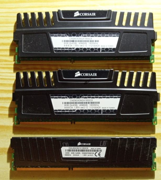 CORSAIR DDR3 MEMORIJE