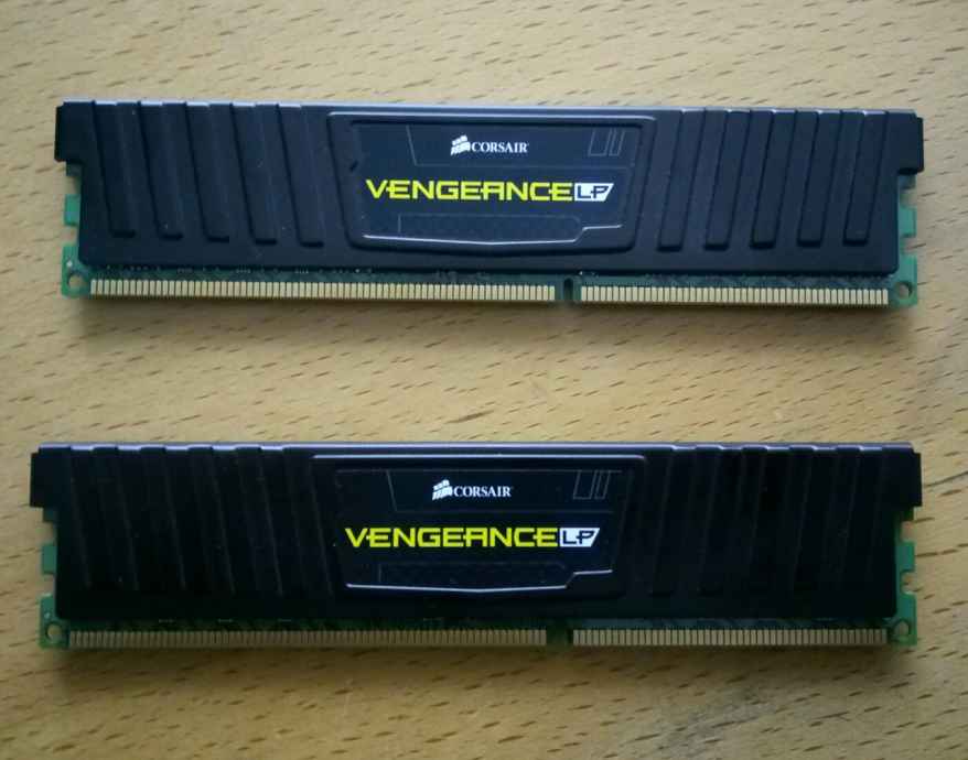 kit ram Corsair Vengeance LP 8Go 8gb 2 x 4gb 1600mhz CML8GX3M2A1600C9B DDR3 BLUE
