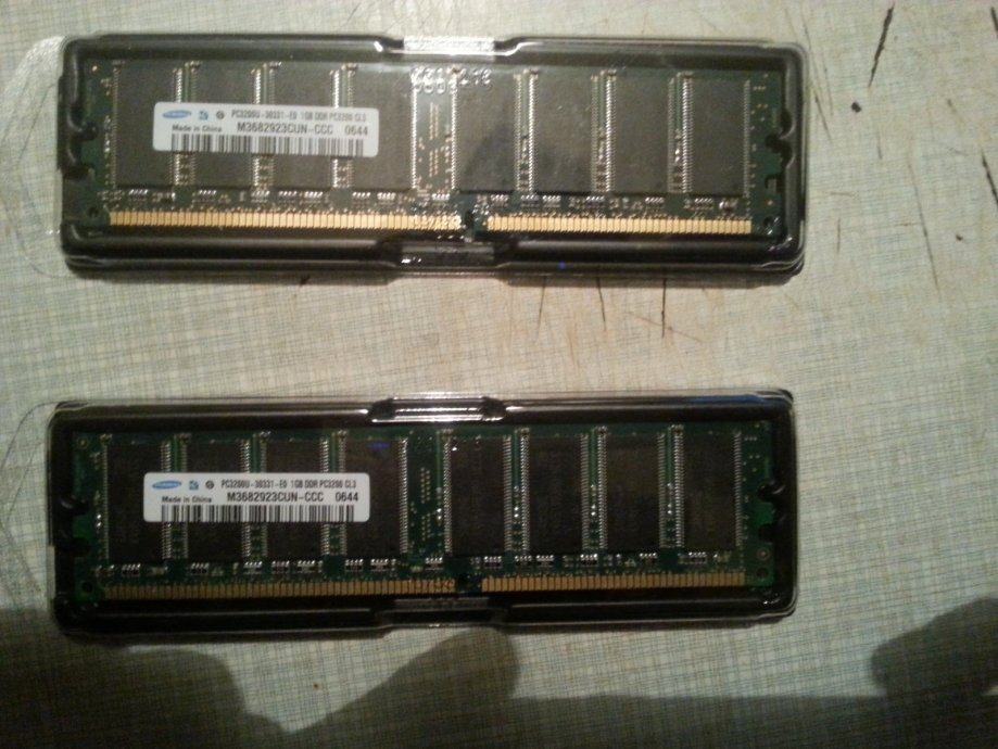 Prodajem  2x 1GB DDR1 400MHz DIMM PC 3200 memoriju za racunalo